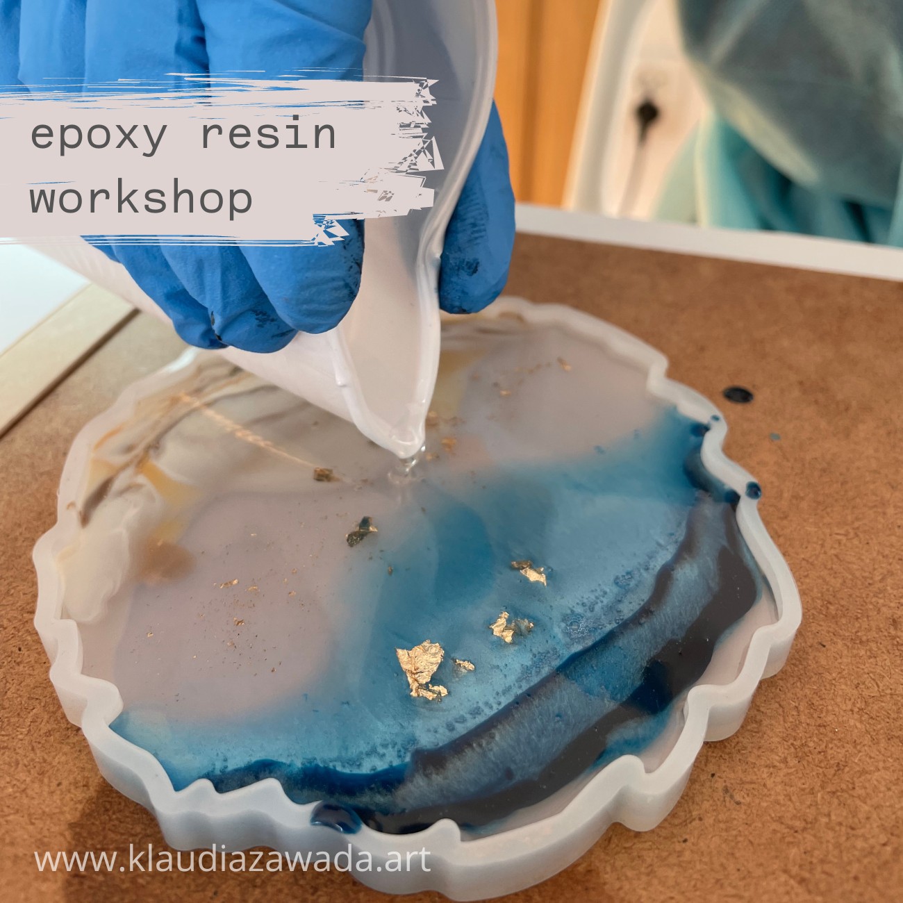 Individual Epoxy Resin Tray and Coaster Crafting Workshops - obrazek 9