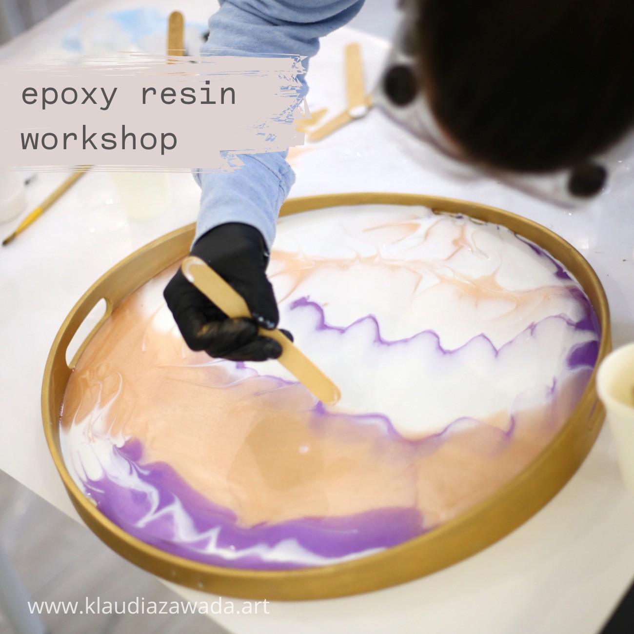 Individual Epoxy Resin Tray and Coaster Crafting Workshops - obrazek 3